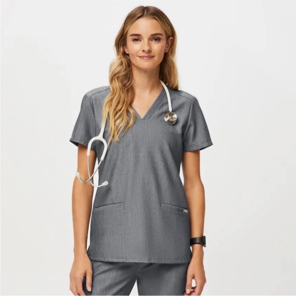 Figs Casma Three Pocket Scrub Short Sleeve Top Healthcare Size XXS Grey